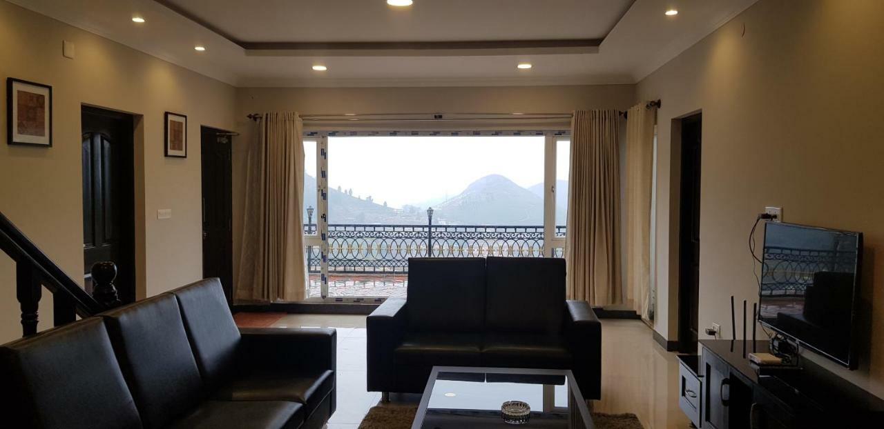 Hotel Atrium Grande Udagamandalam Exterior foto
